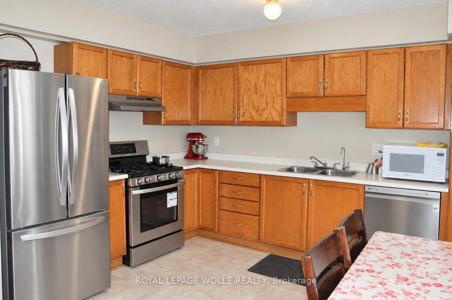 2 - 525 Oakvale Drive, Waterloo 3