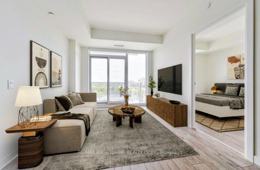 A0815 - 125 Bronte Road, Oakville 3