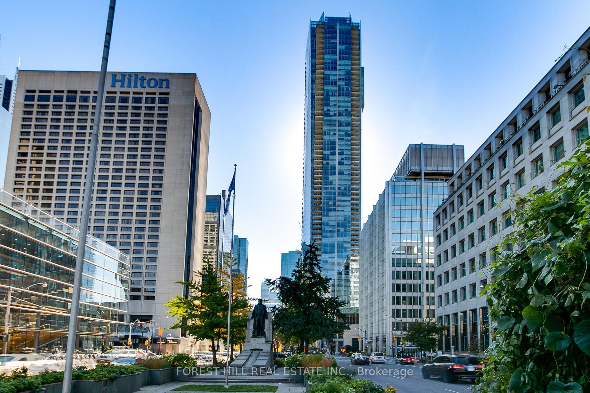 2408 - 180 University Avenue, Toronto 2