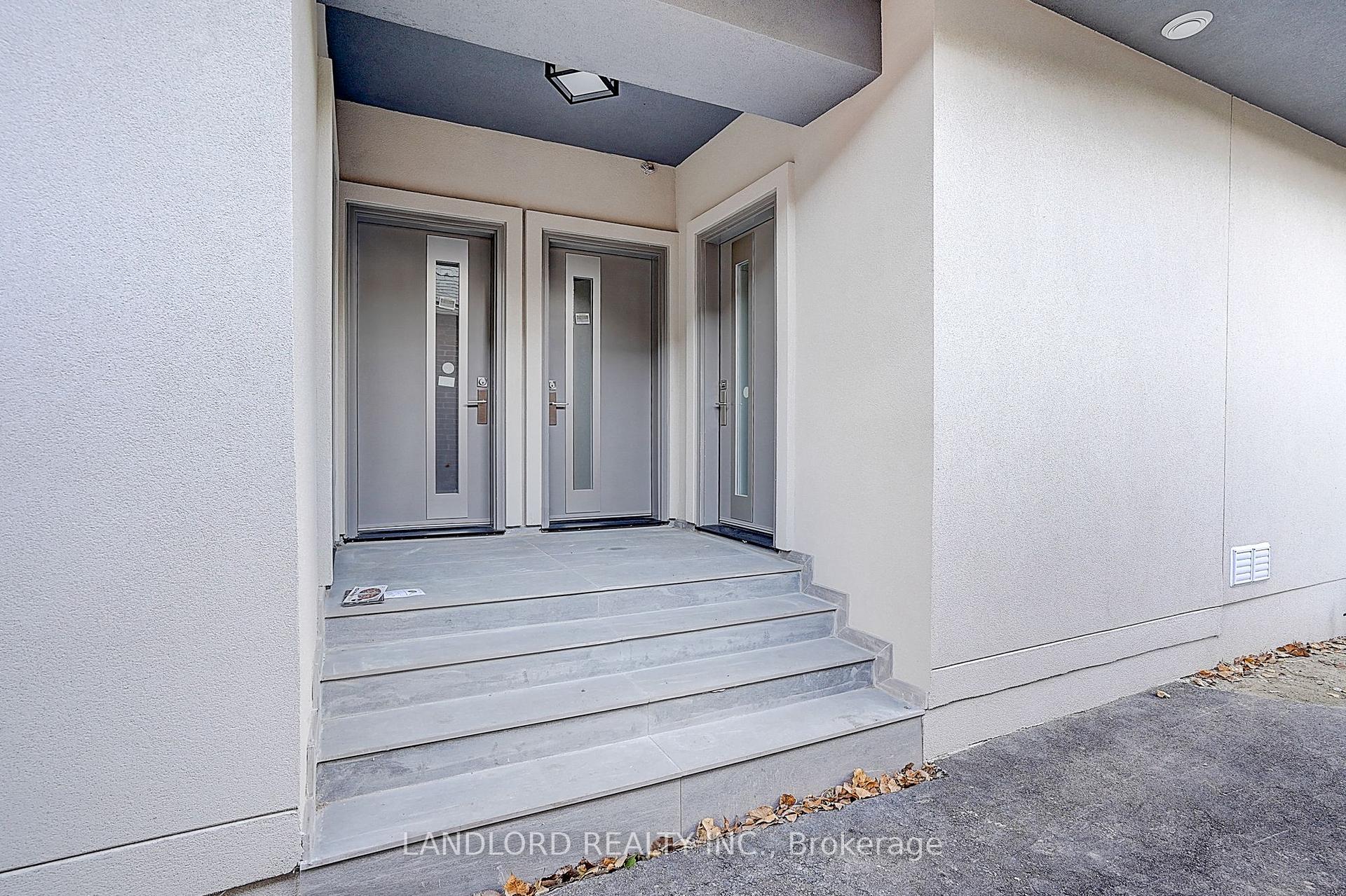 Unit 4 - 1344 Pape Avenue, Toronto 3