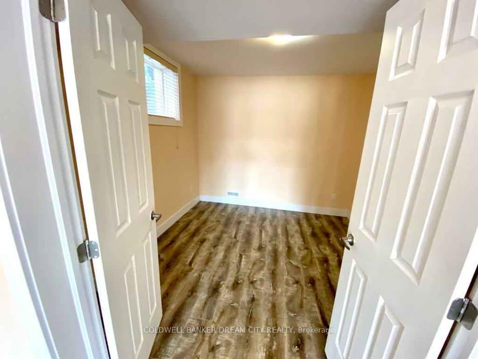 (Lower) - 1236 Medway Park Drive, London North 5