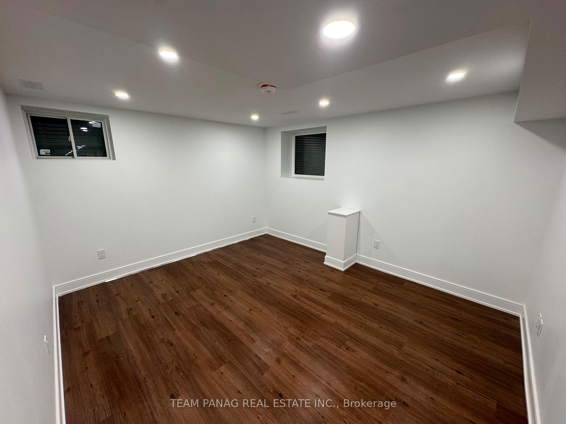 Lower - 88 Keppel Circle, Brampton 2