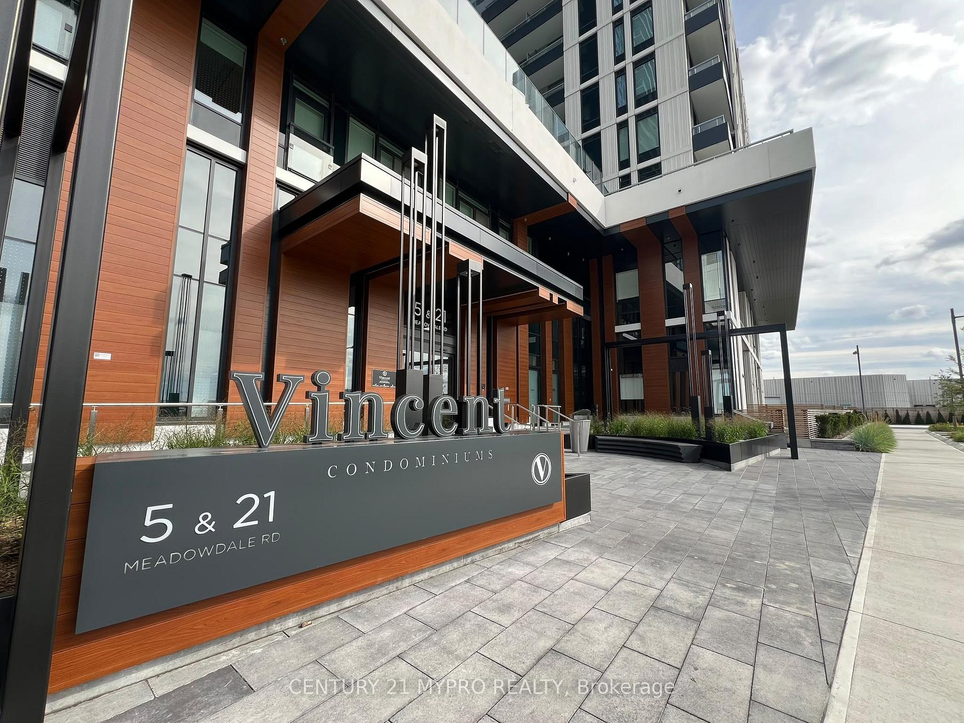 2202 - 21 Meadowdale Road, Vaughan 2