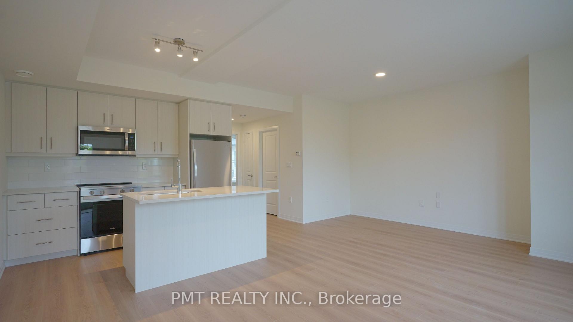 5 - 737 Front Royal Street, Mississauga 2