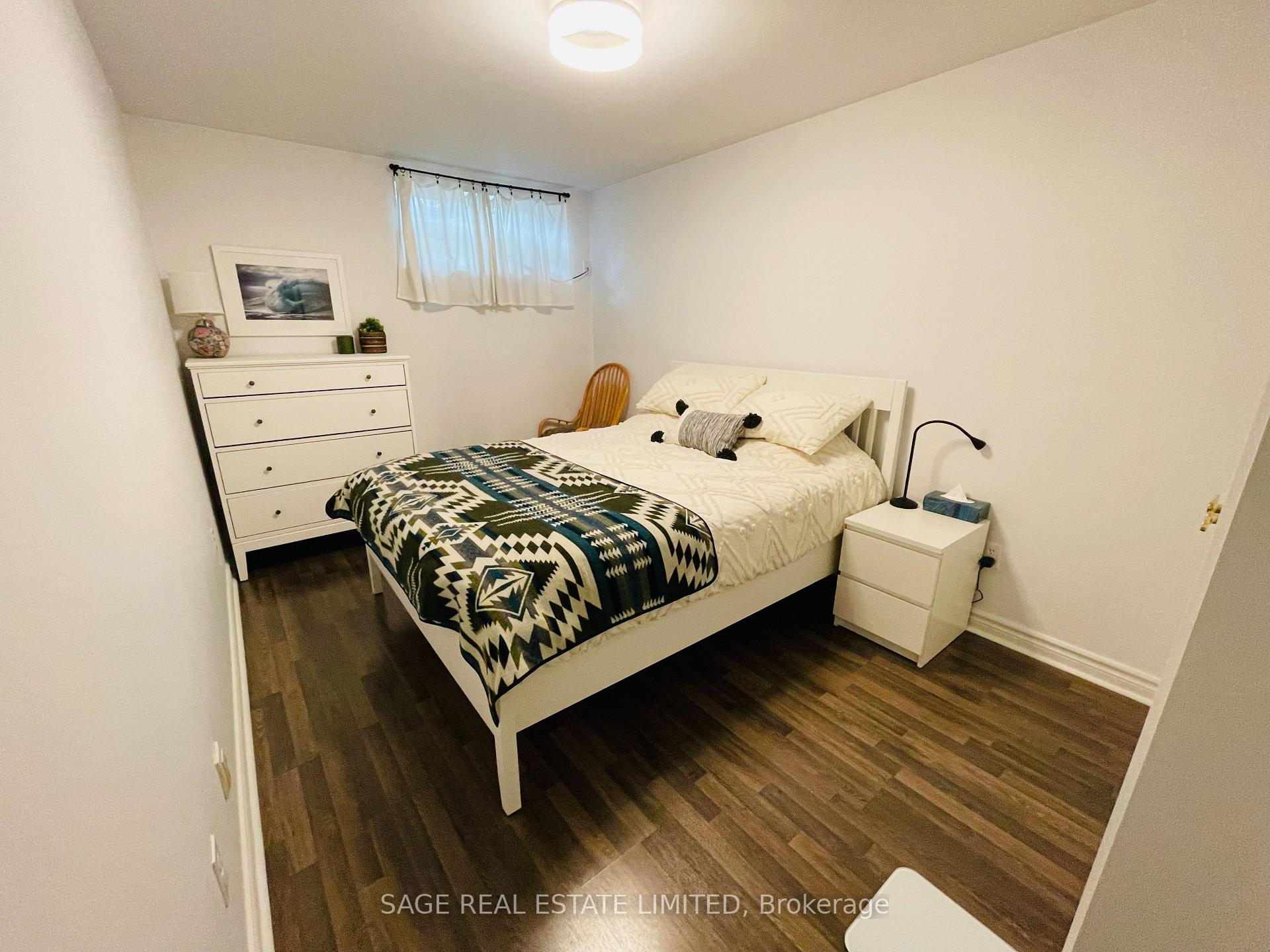 5 - 296 Runnymede Road, Toronto 4