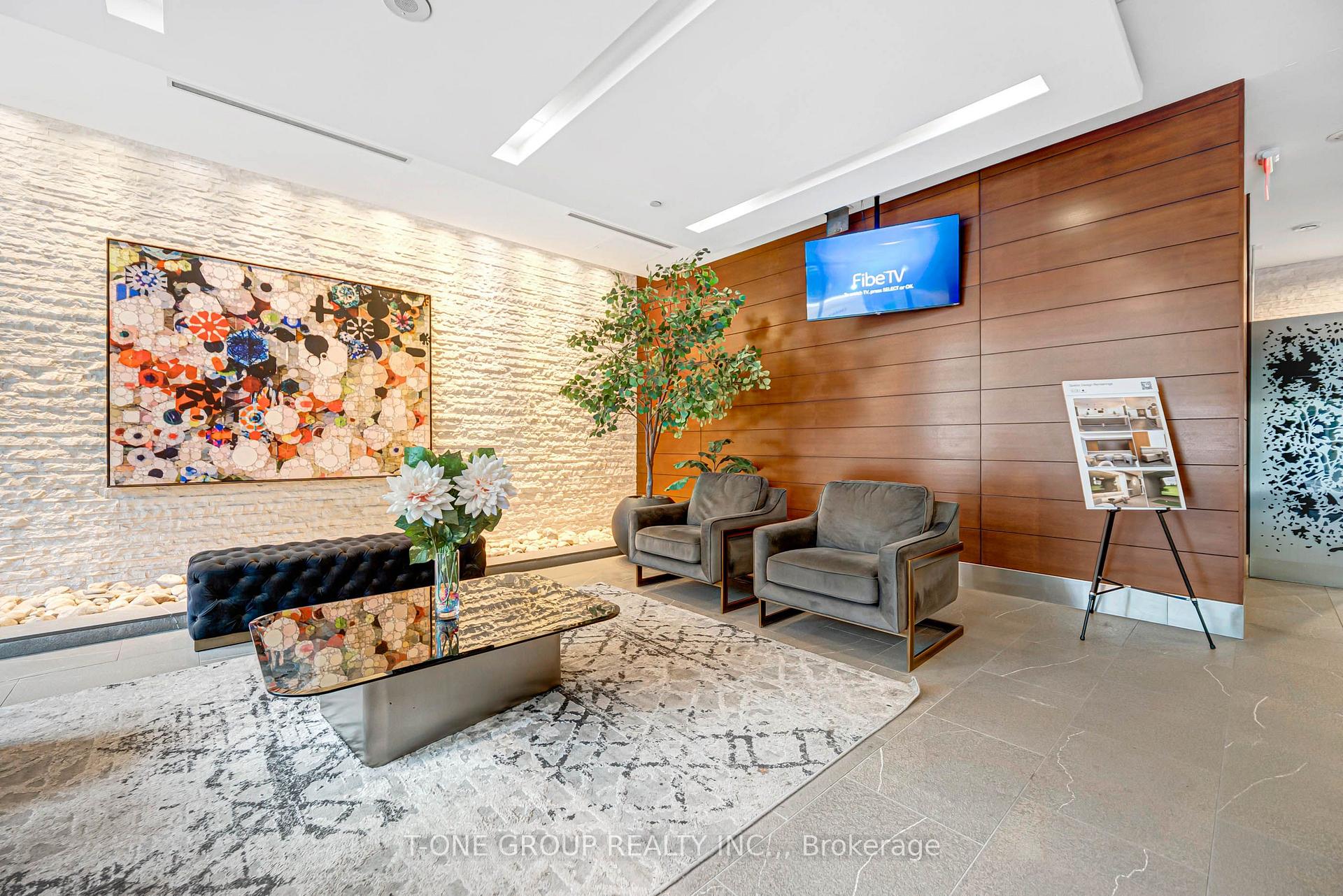 738 - 8 Telegram Mews, Toronto 5