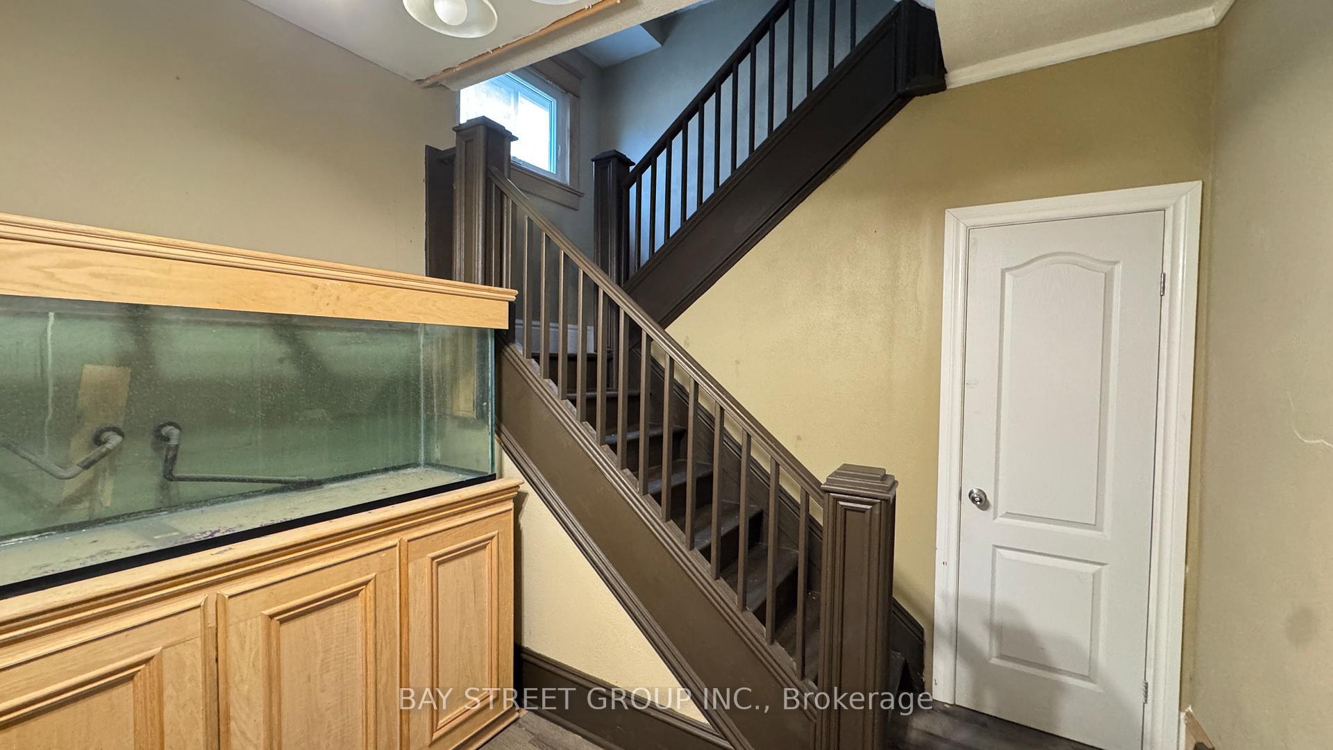 Upper - 5114 Mcrae Street, Niagara Falls 2