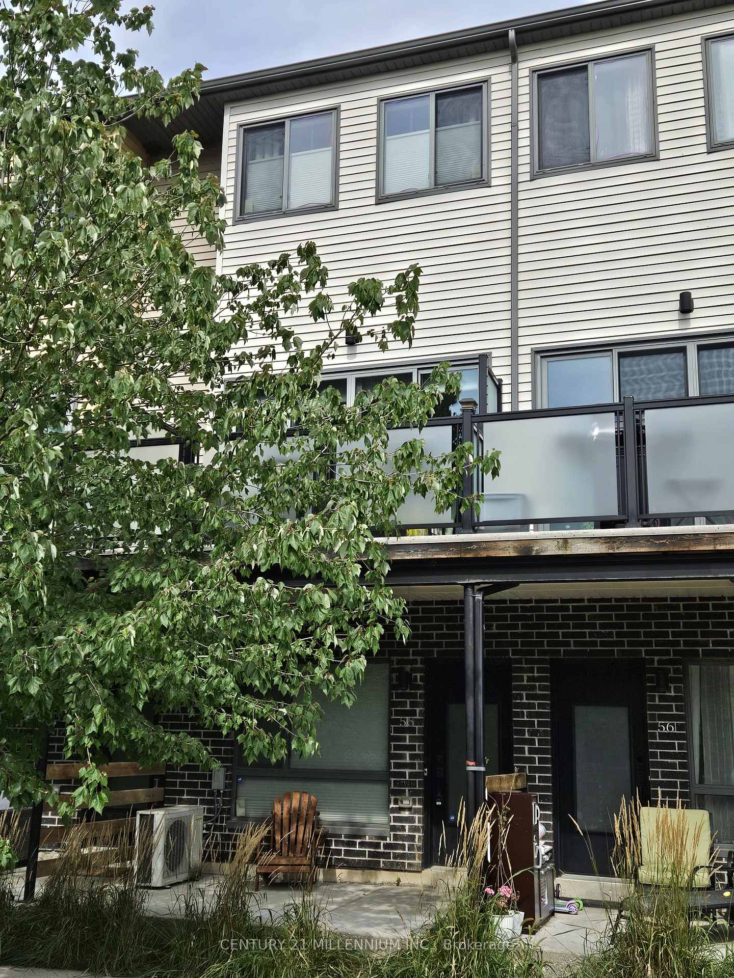 55 - 369 Essa Road Barrie Ontario Canada Rented residential Calvin Douglas CENTURY 21 MILLENNIUM INC.