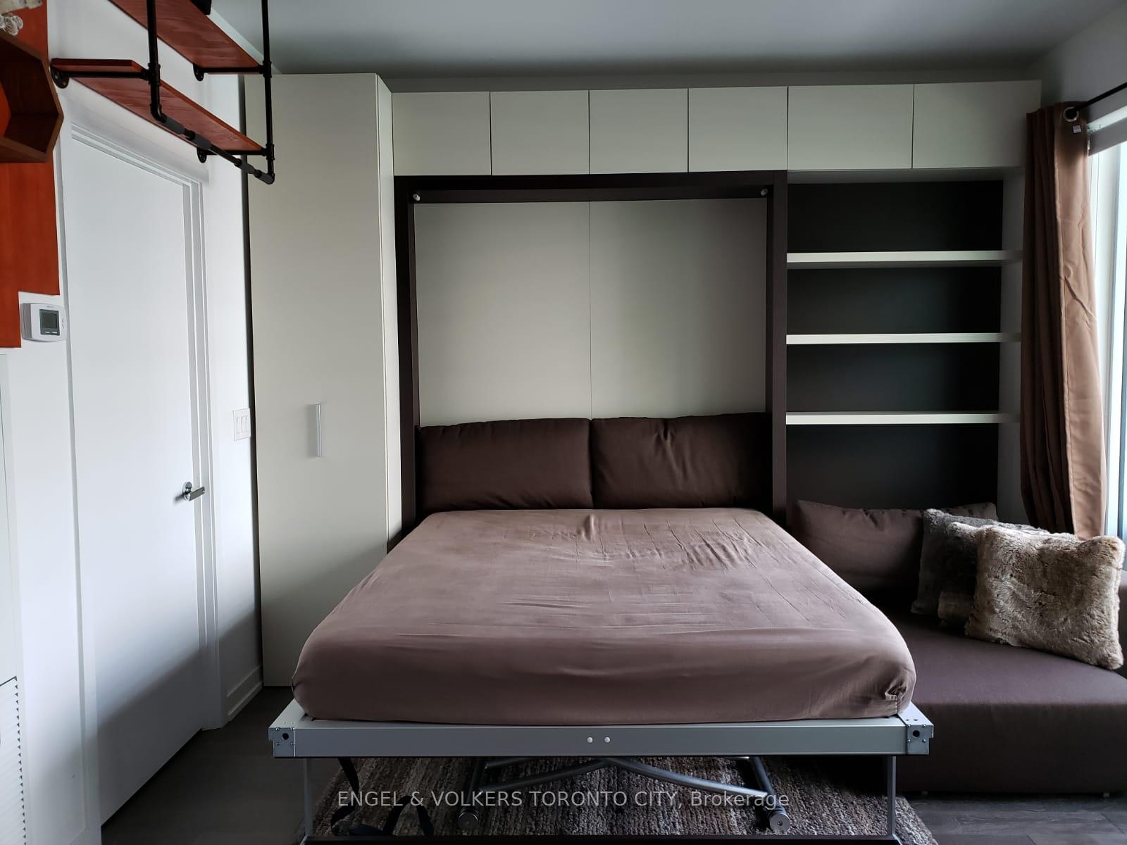 330 - 1830 Bloor Street W, Toronto 5