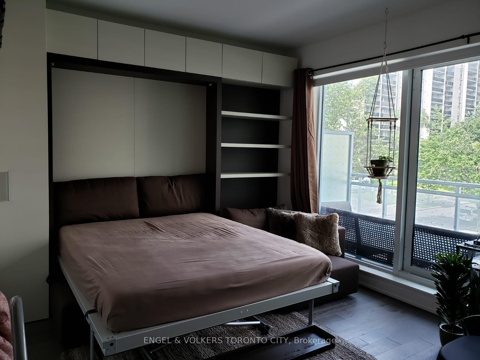 330 - 1830 Bloor Street W, Toronto 4