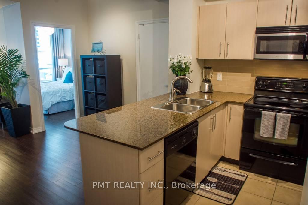 408 - 12 Yonge Street, Toronto 3
