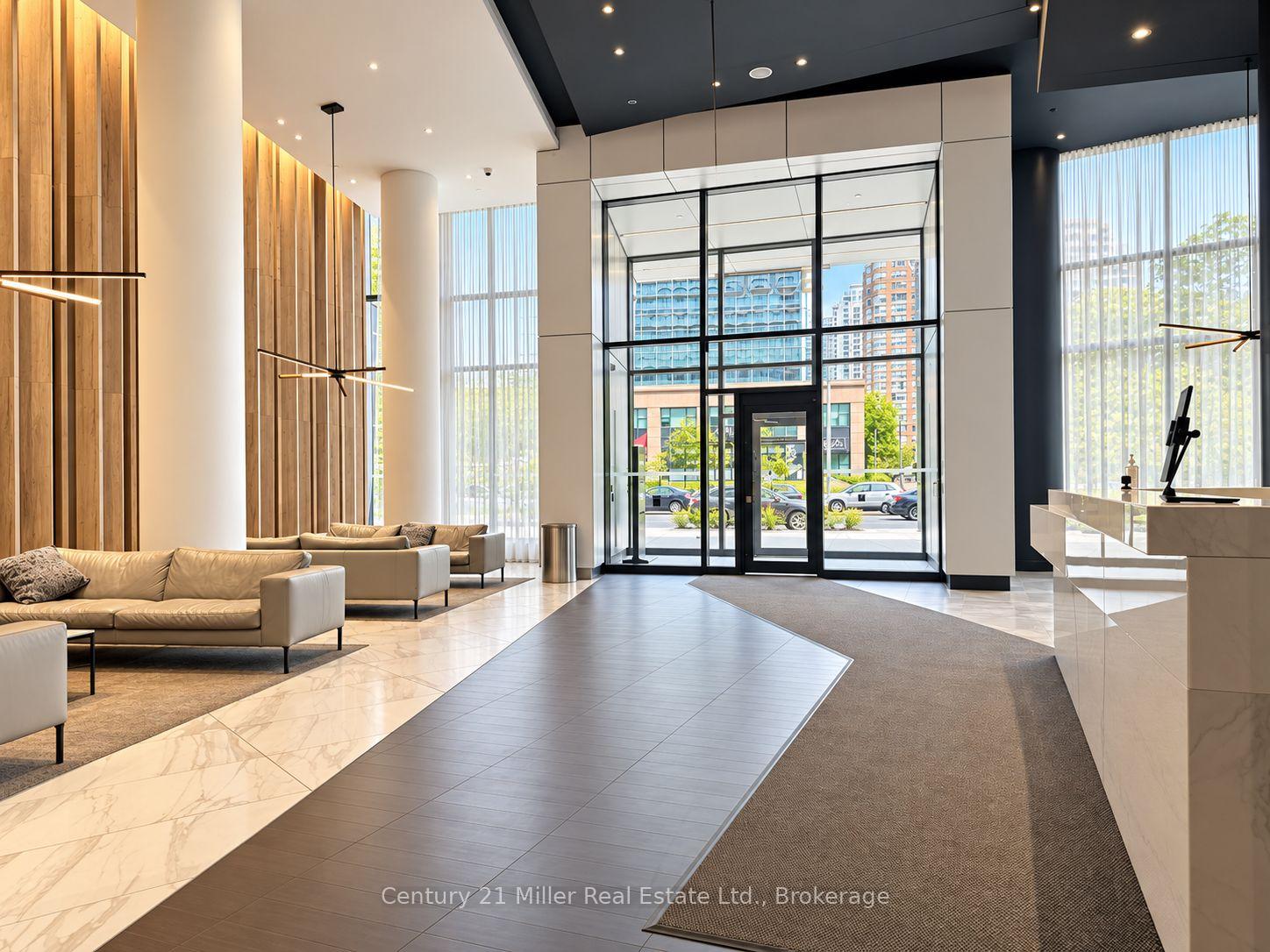 3413 - 3900 Confederation Parkway, Mississauga 3