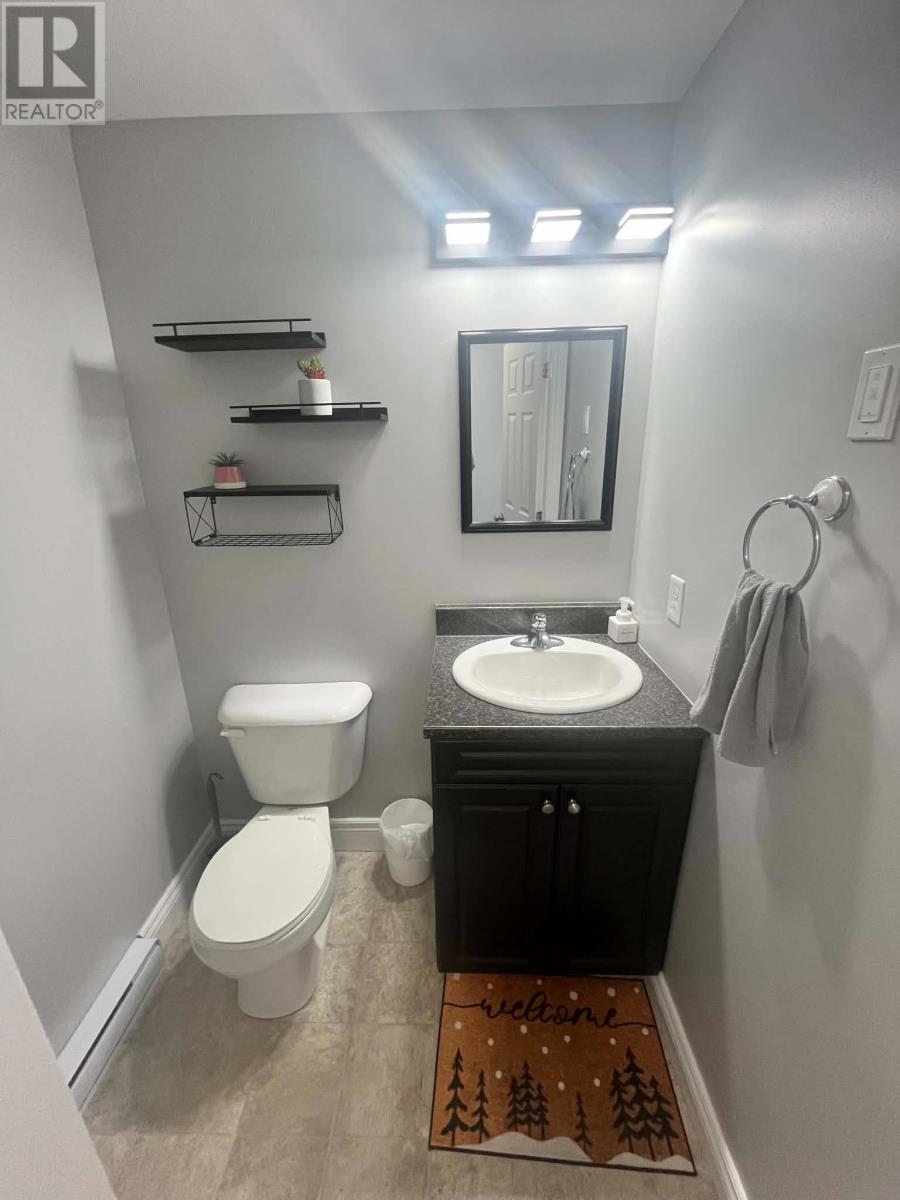 3 McGregor Lane, Wabush 5