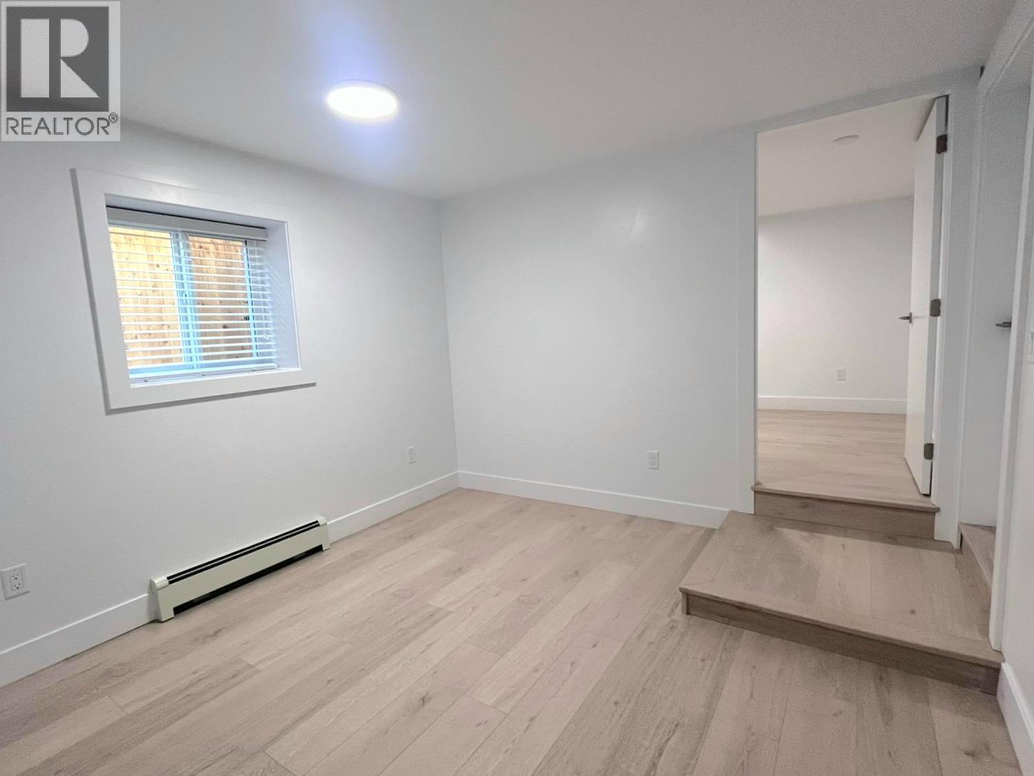 2 658 E 65TH AVENUE, Vancouver 4