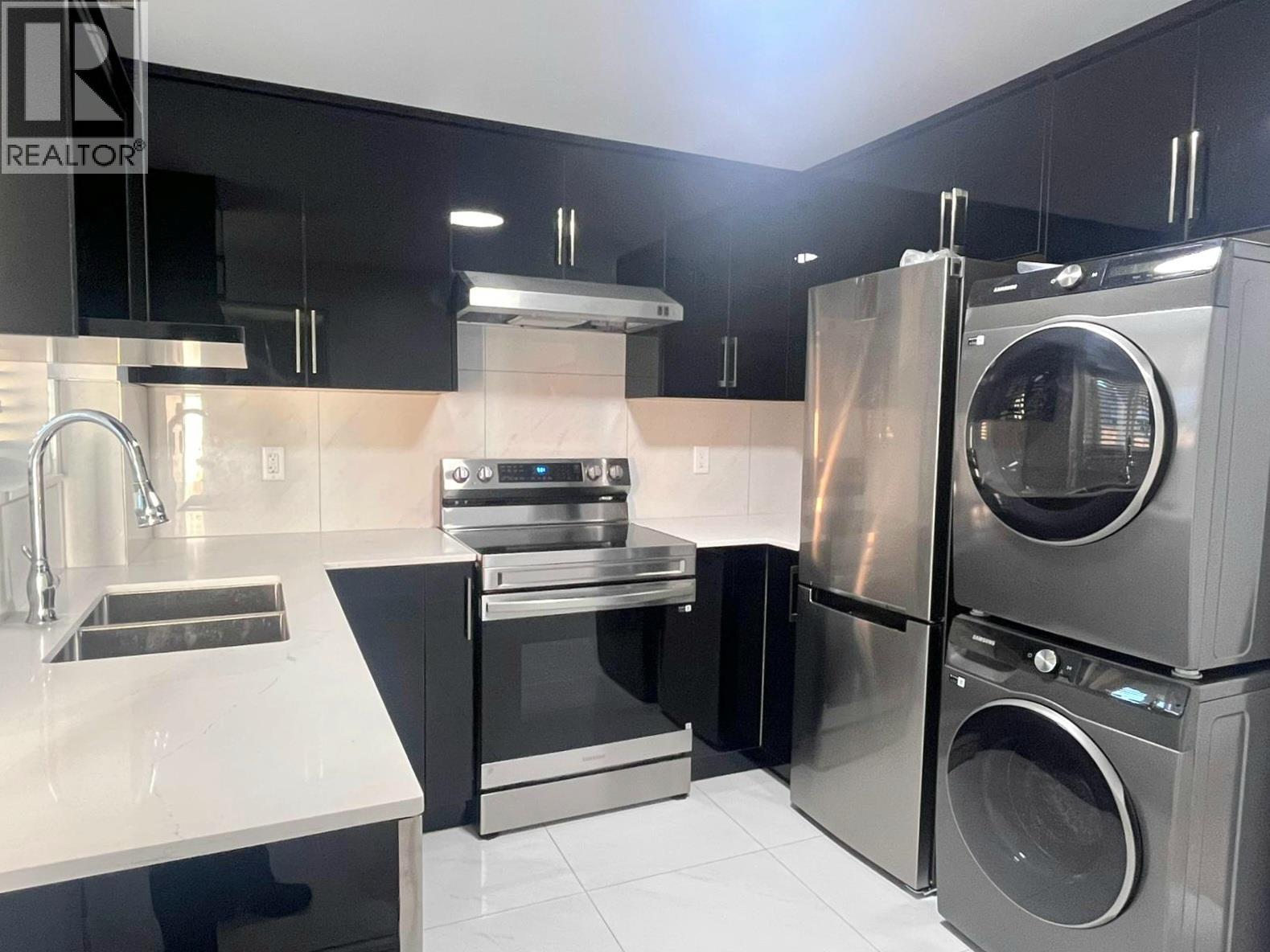 2 658 E 65TH AVENUE, Vancouver 5