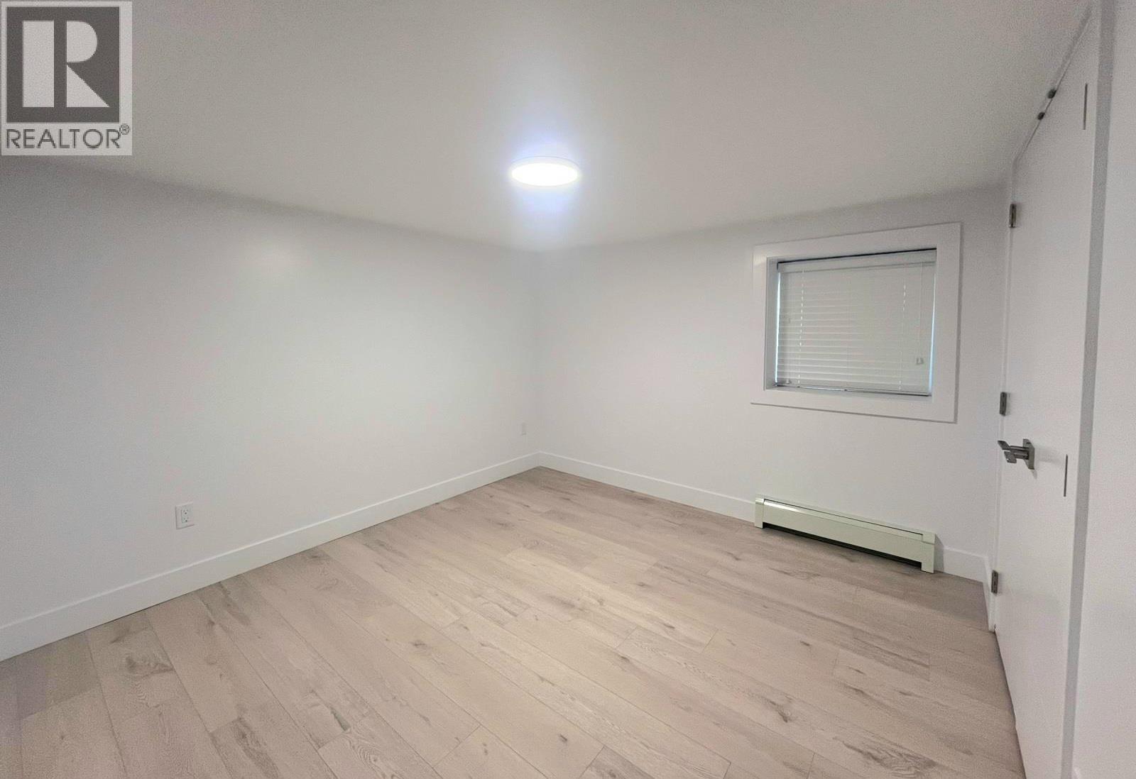 2 658 E 65TH AVENUE, Vancouver 3