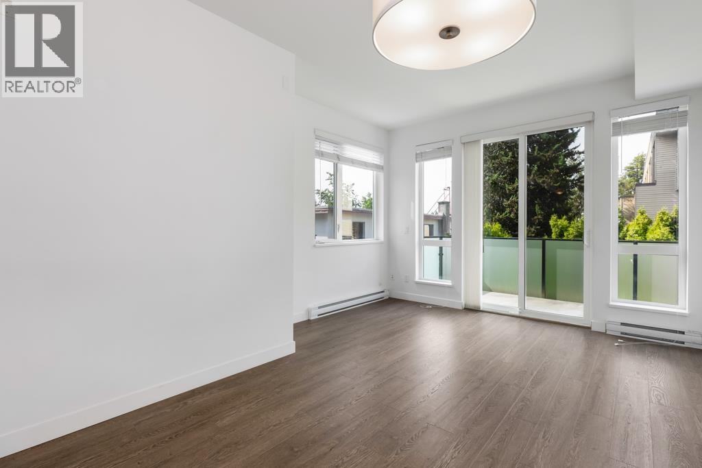 210 6533 MCKAY AVENUE, Burnaby 3