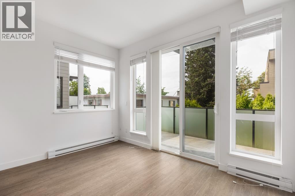 210 6533 MCKAY AVENUE, Burnaby 5