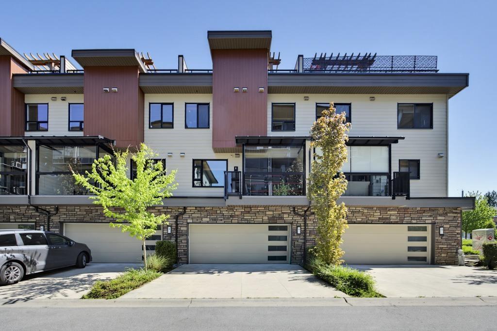 9 8567 204 STREET, Langley 3