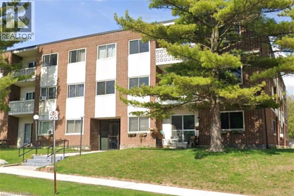 318 - 54 COUNTRY HILL Drive Unit# 318, Kitchener 2