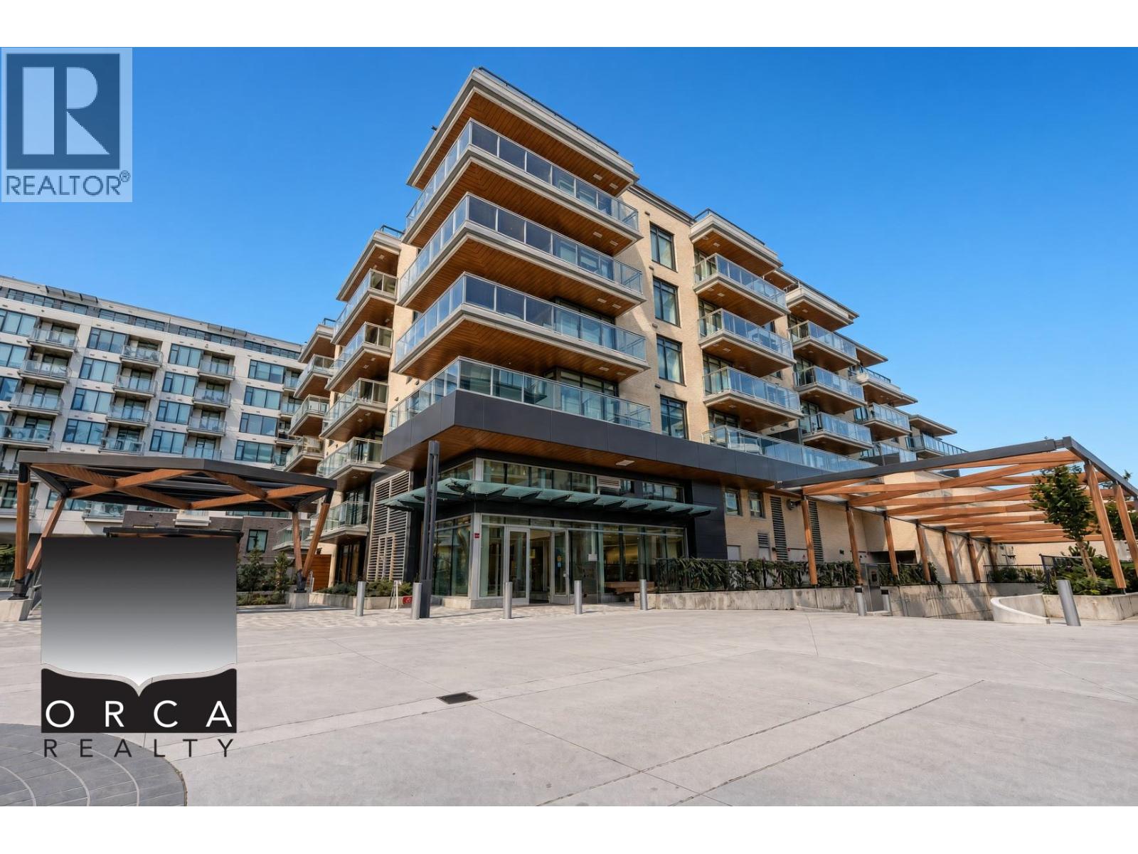 306 777 HARBOUR WAY, North Vancouver 2