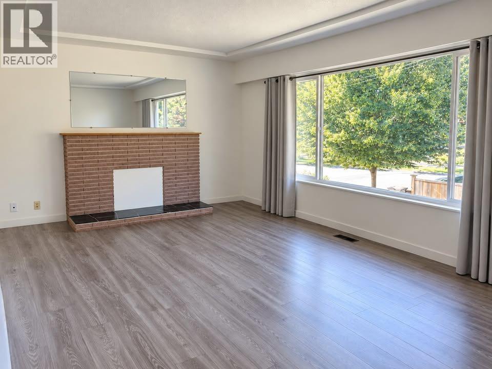 3134 E 45 AVENUE, Vancouver