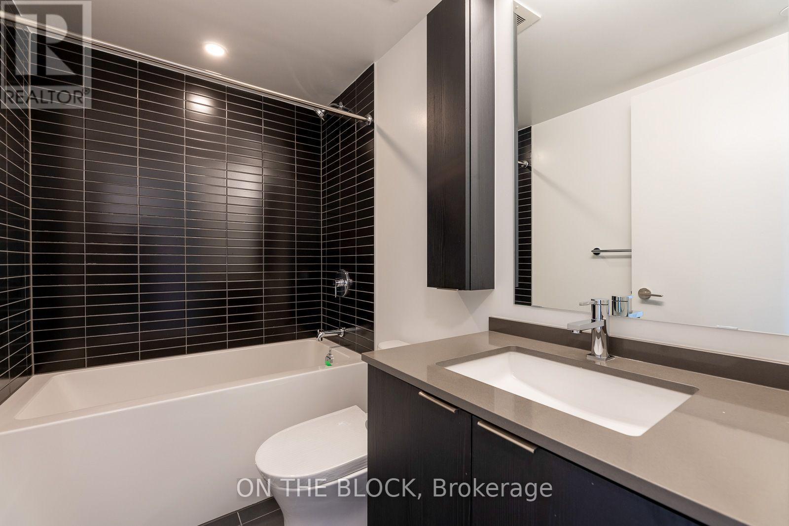 913 - 86 Dundas Street E, Mississauga 3