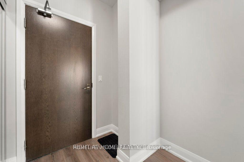 2505 - 2900 HWY 7, Vaughan 2