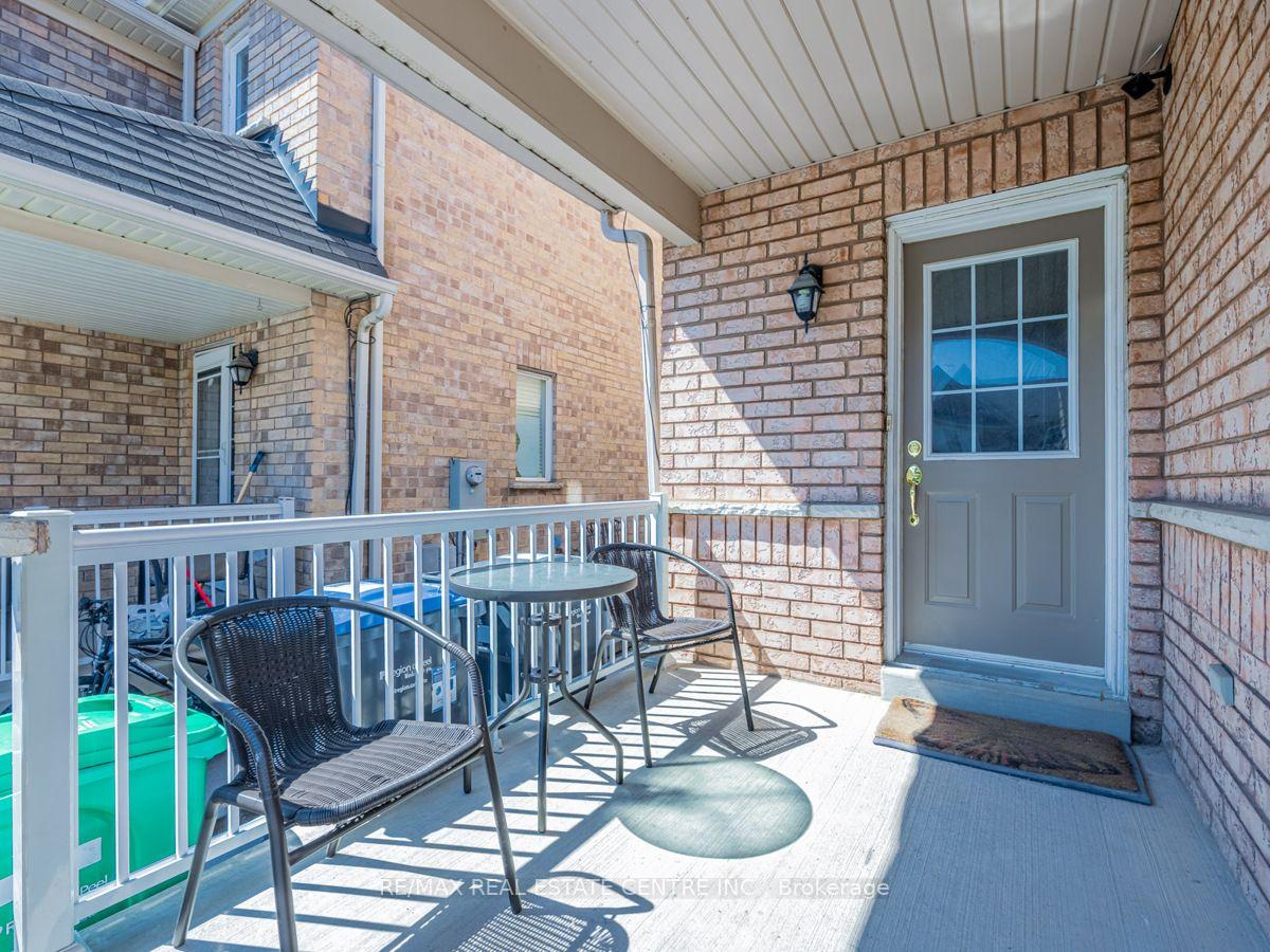 Upper - 140 Cadillac Crescent, Brampton 2