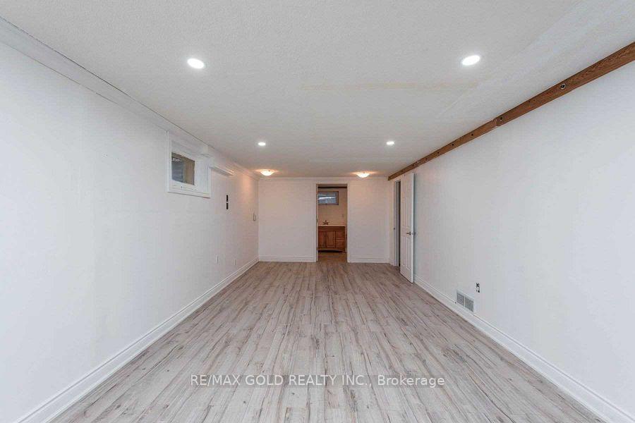 28 Devonshire Drive, Brampton 3