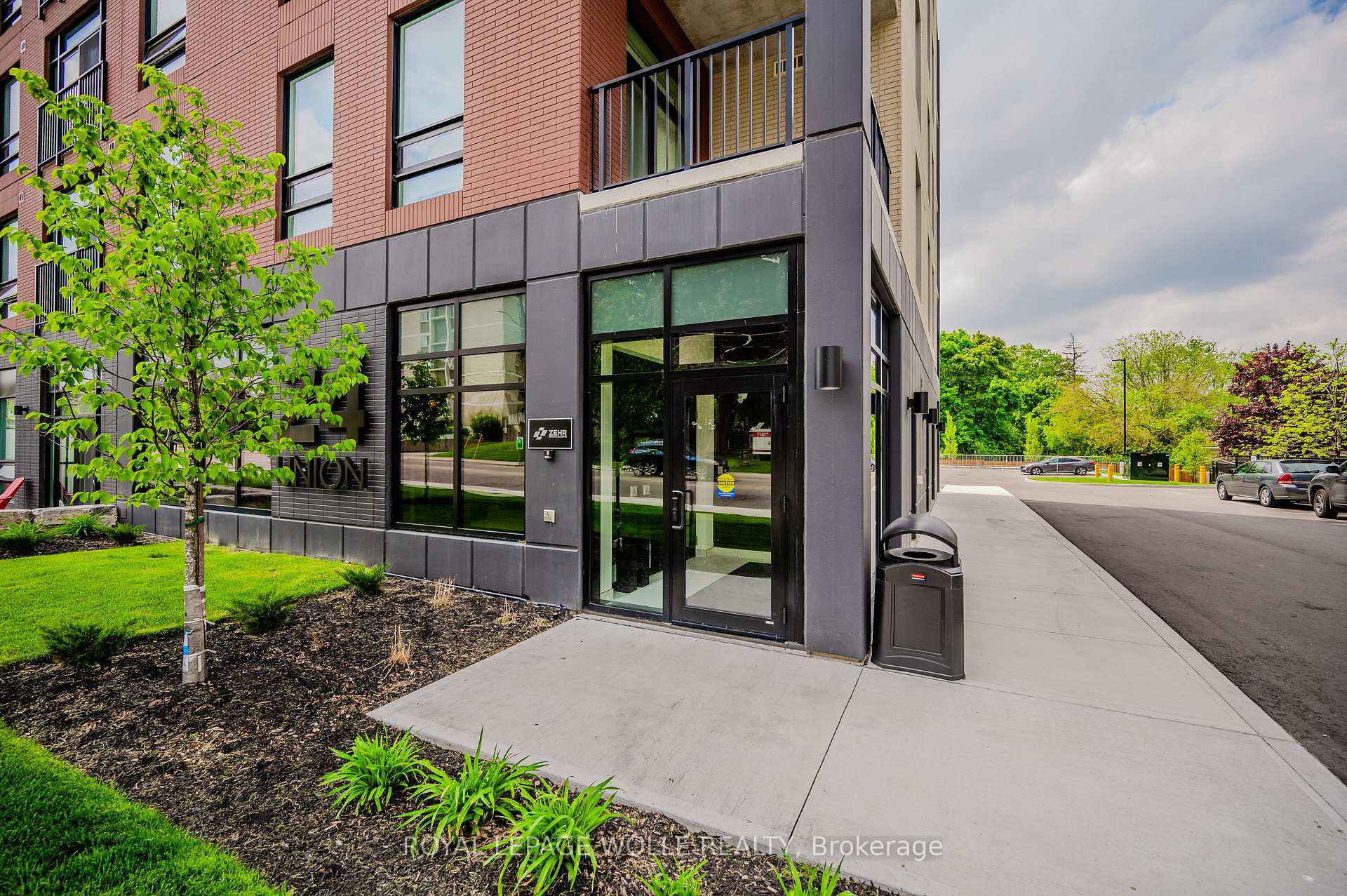 205 - 24 Union Street E, Waterloo 4