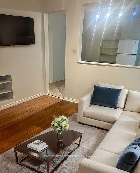 37 Sellers (main floor) Avenue, Toronto 5