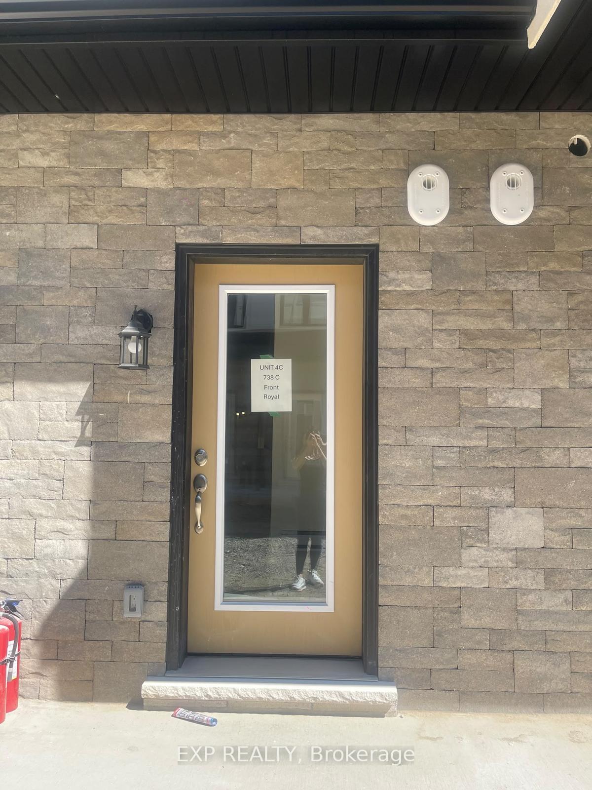 9 - 726 Front Royal Street, Mississauga 4