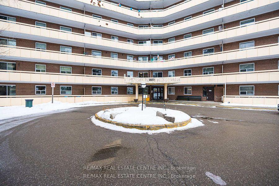 207 - 3577 Derry Road, Mississauga 2