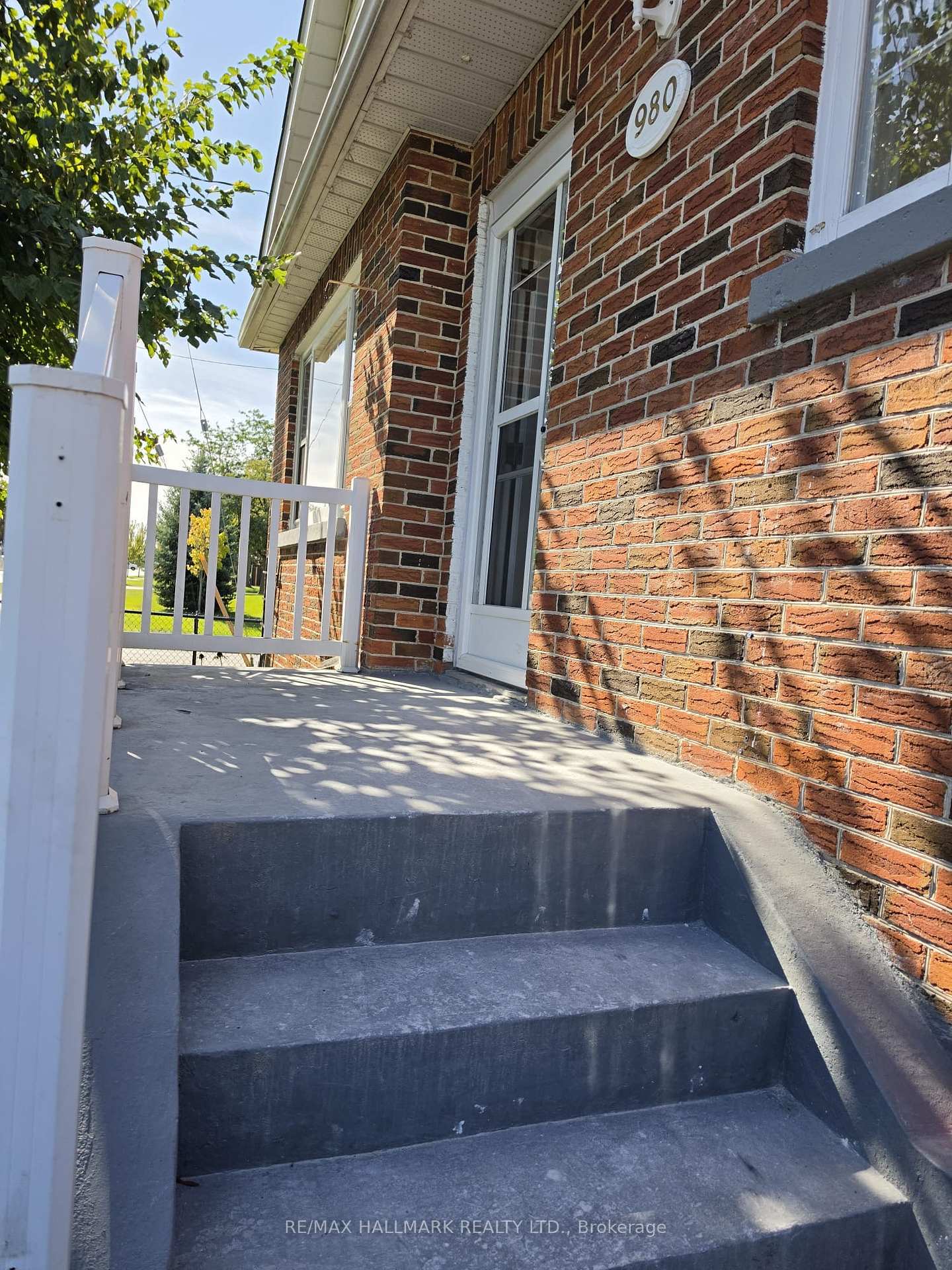 980 Glen Street, Oshawa 2