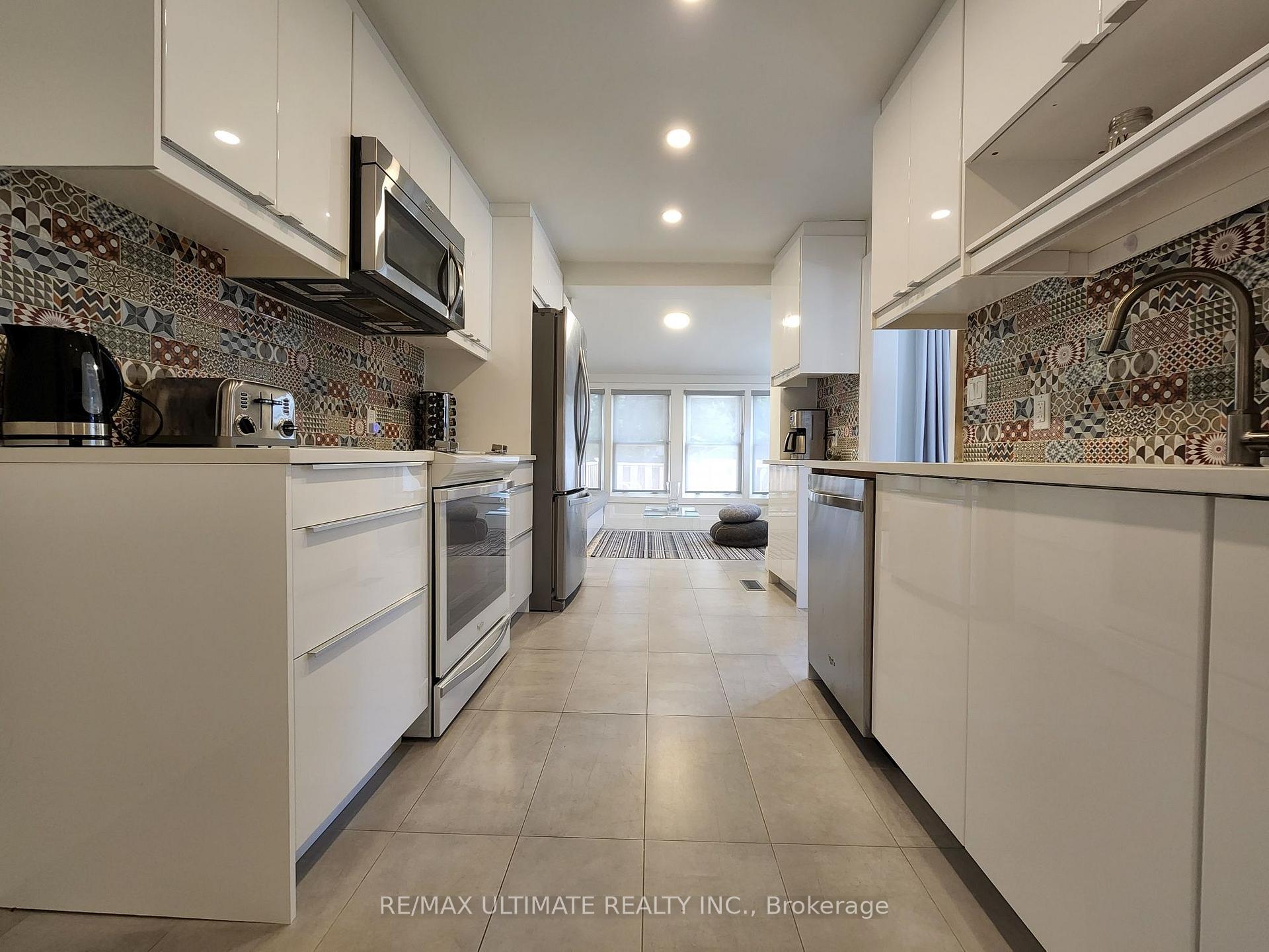 45 Warland Avenue, Toronto 5