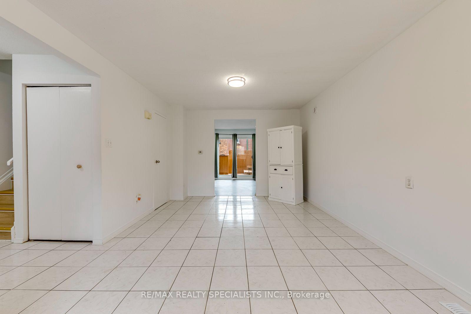 7 - 325 Mary Street, Hamilton 5