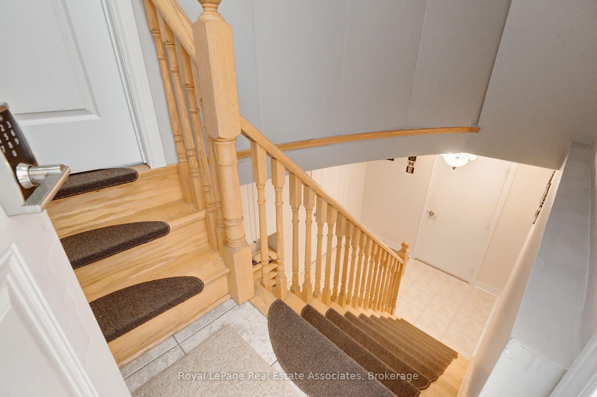 Lower - 41 Greenview Circle, Vaughan 4