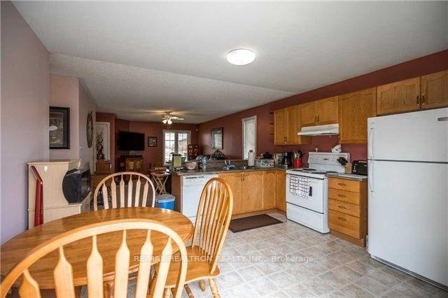 A - 49 Hanmer Street E, Barrie 4
