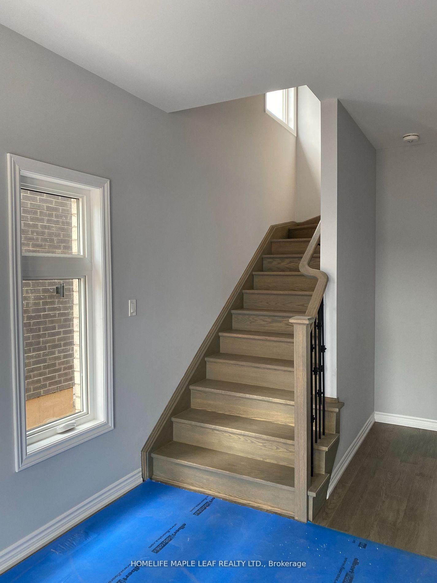 6 - 5672 Dorchester Road, Niagara Falls 3