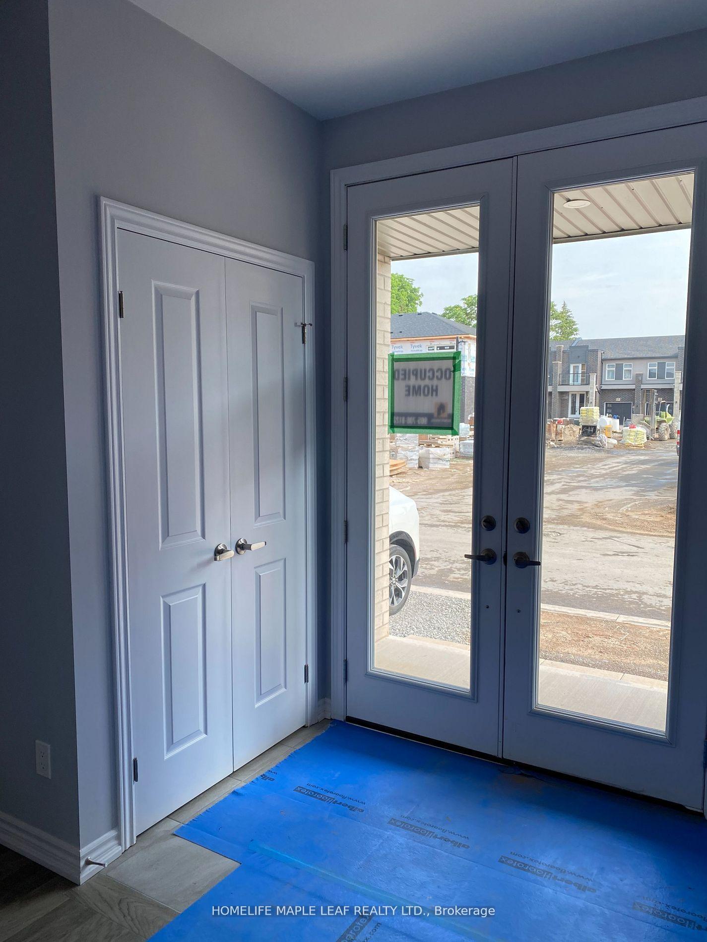 6 - 5672 Dorchester Road, Niagara Falls 2
