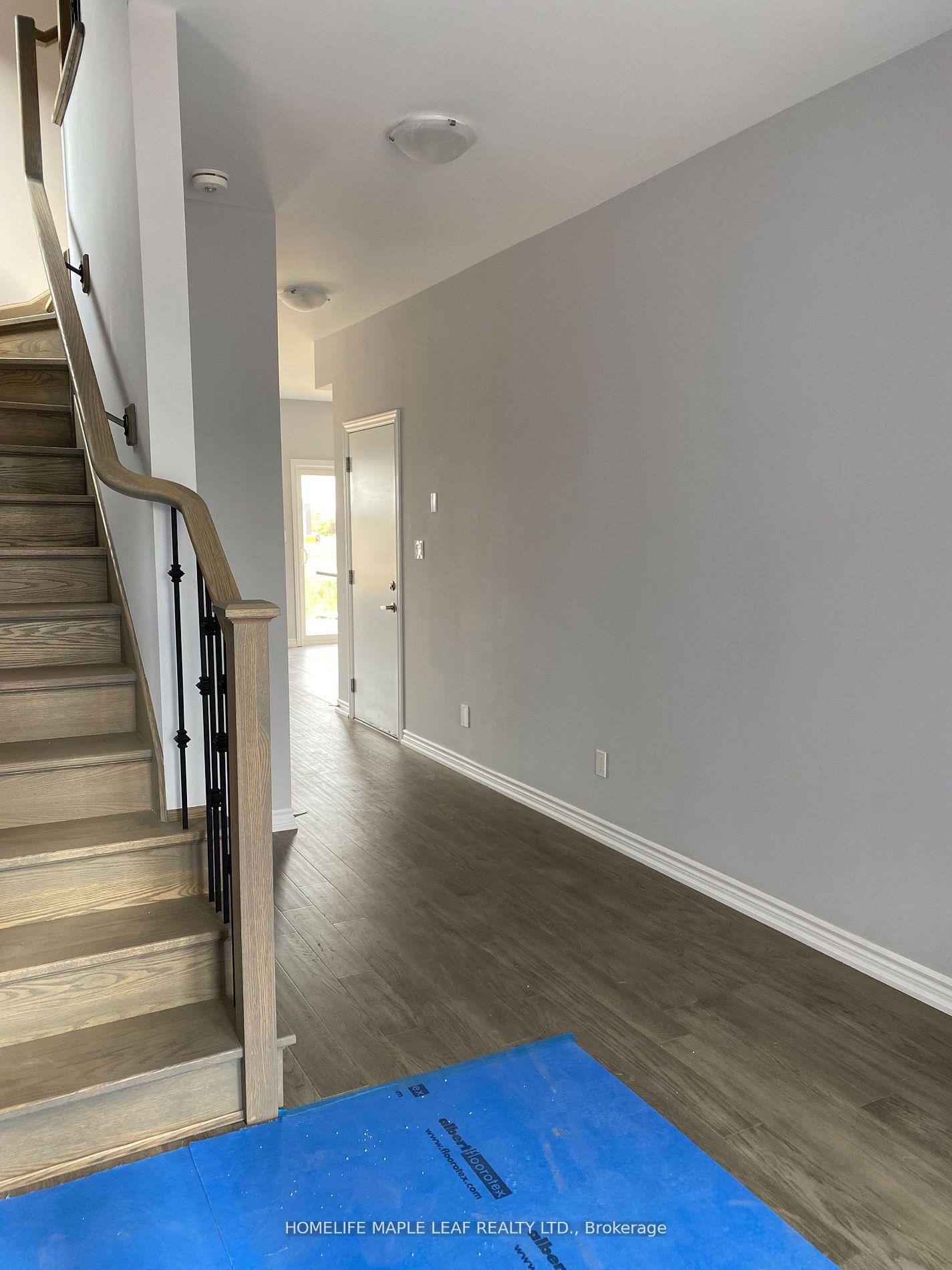6 - 5672 Dorchester Road, Niagara Falls 4