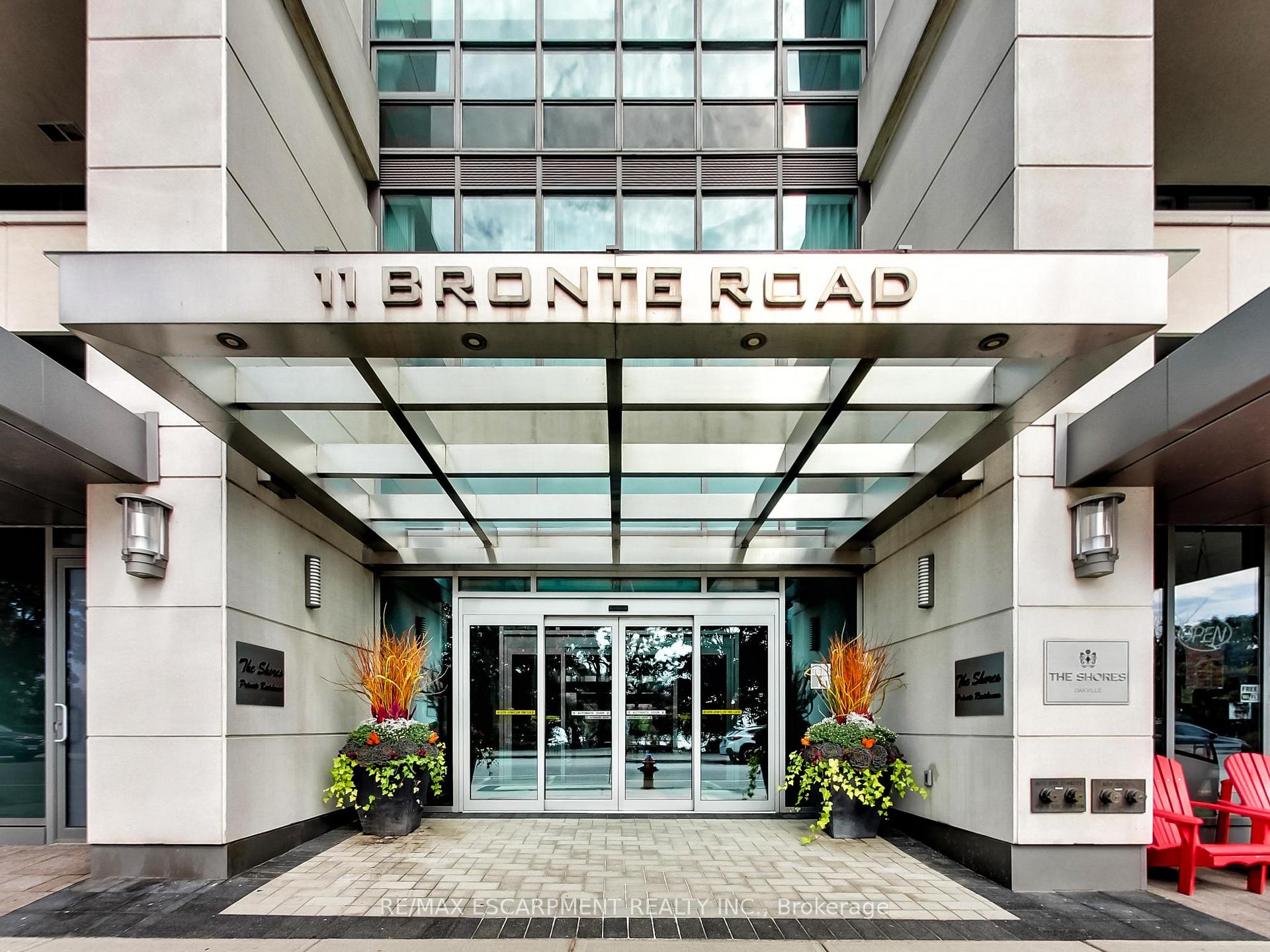 306 - 11 Bronte Road, Oakville 4