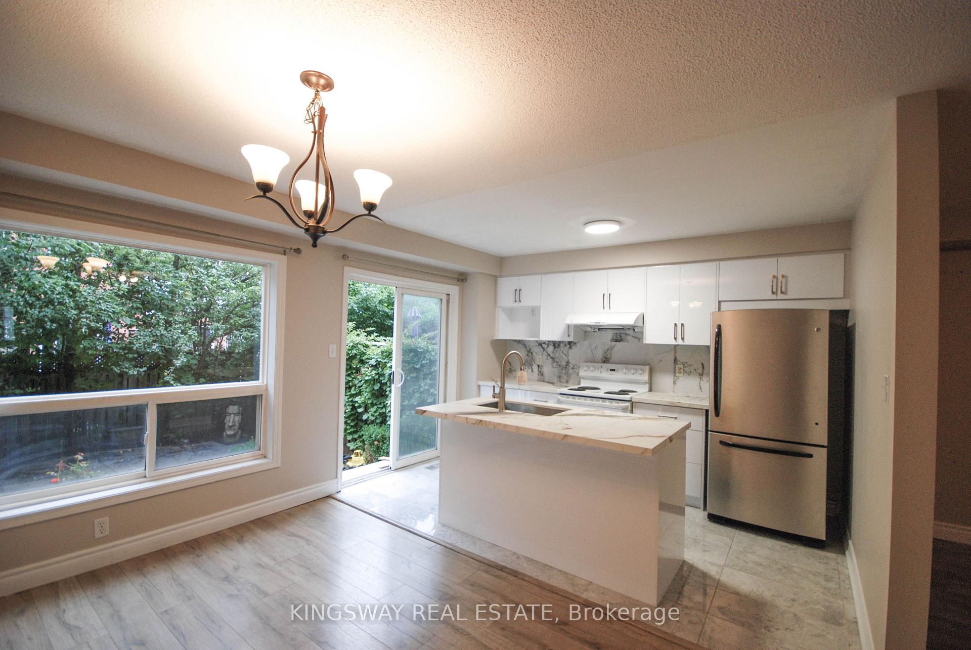 610 Angela Court, Burlington 3
