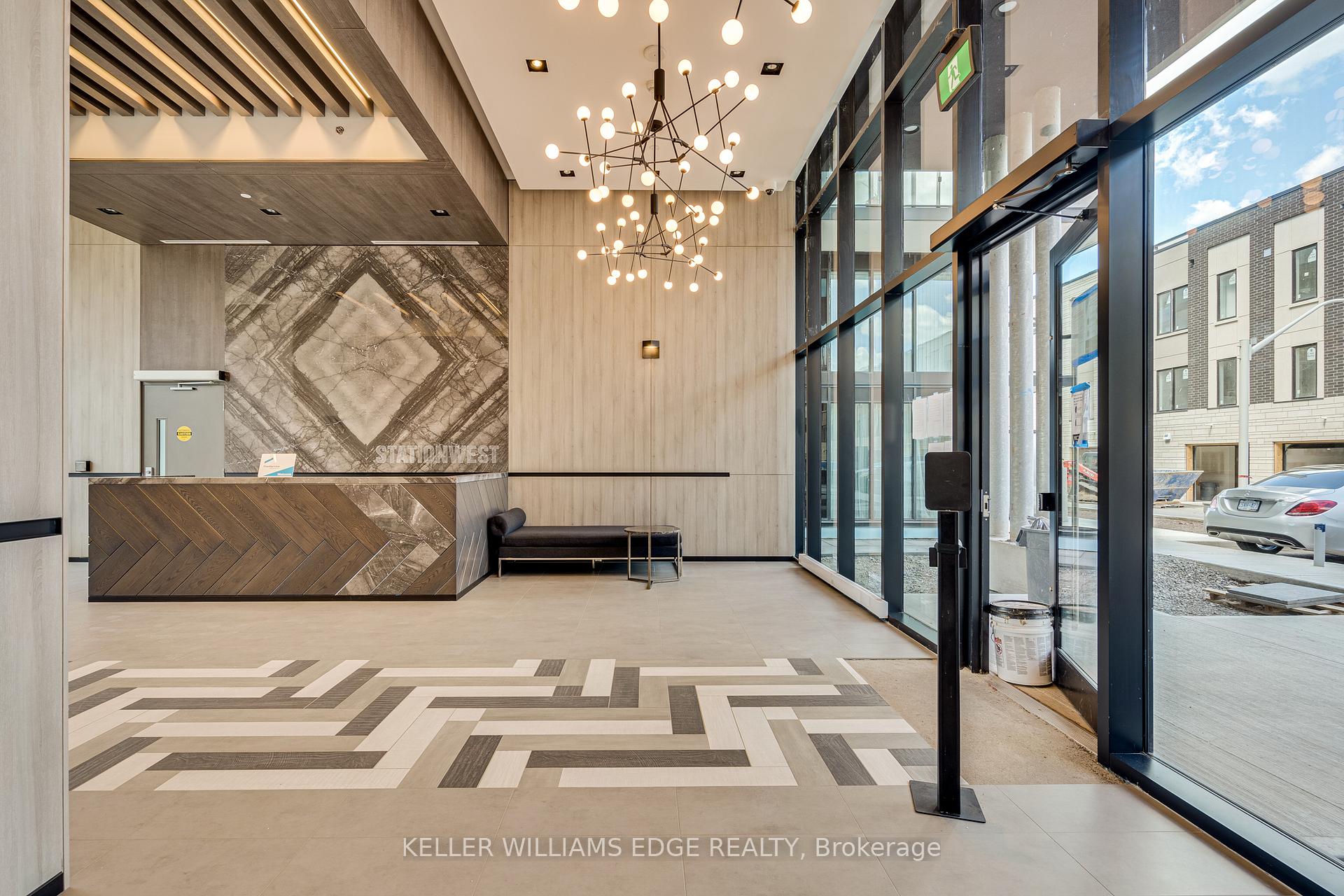 B323 - 1119 Cooke Boulevard, Burlington 4
