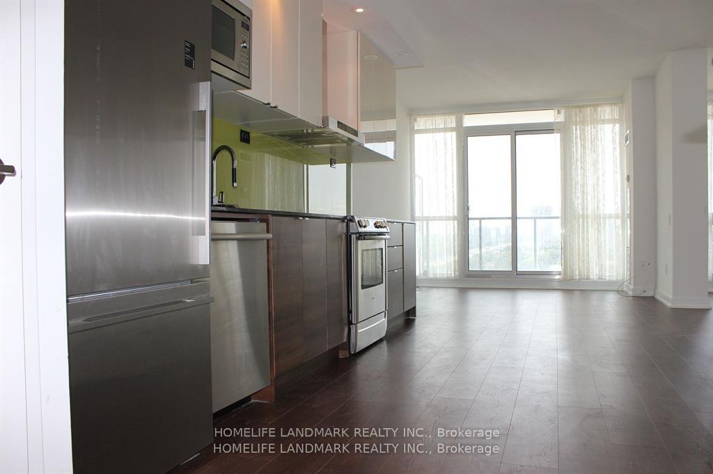 2517 - 121 Mcmahon Drive, Toronto 2