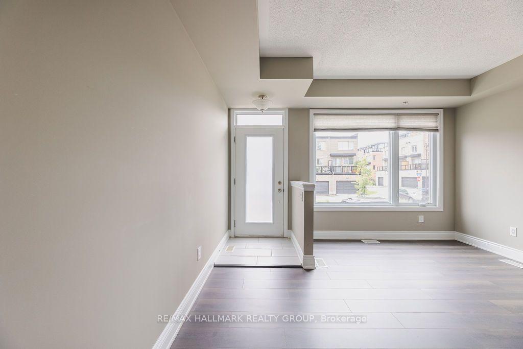 535 Ozawa Private, Ottawa 3