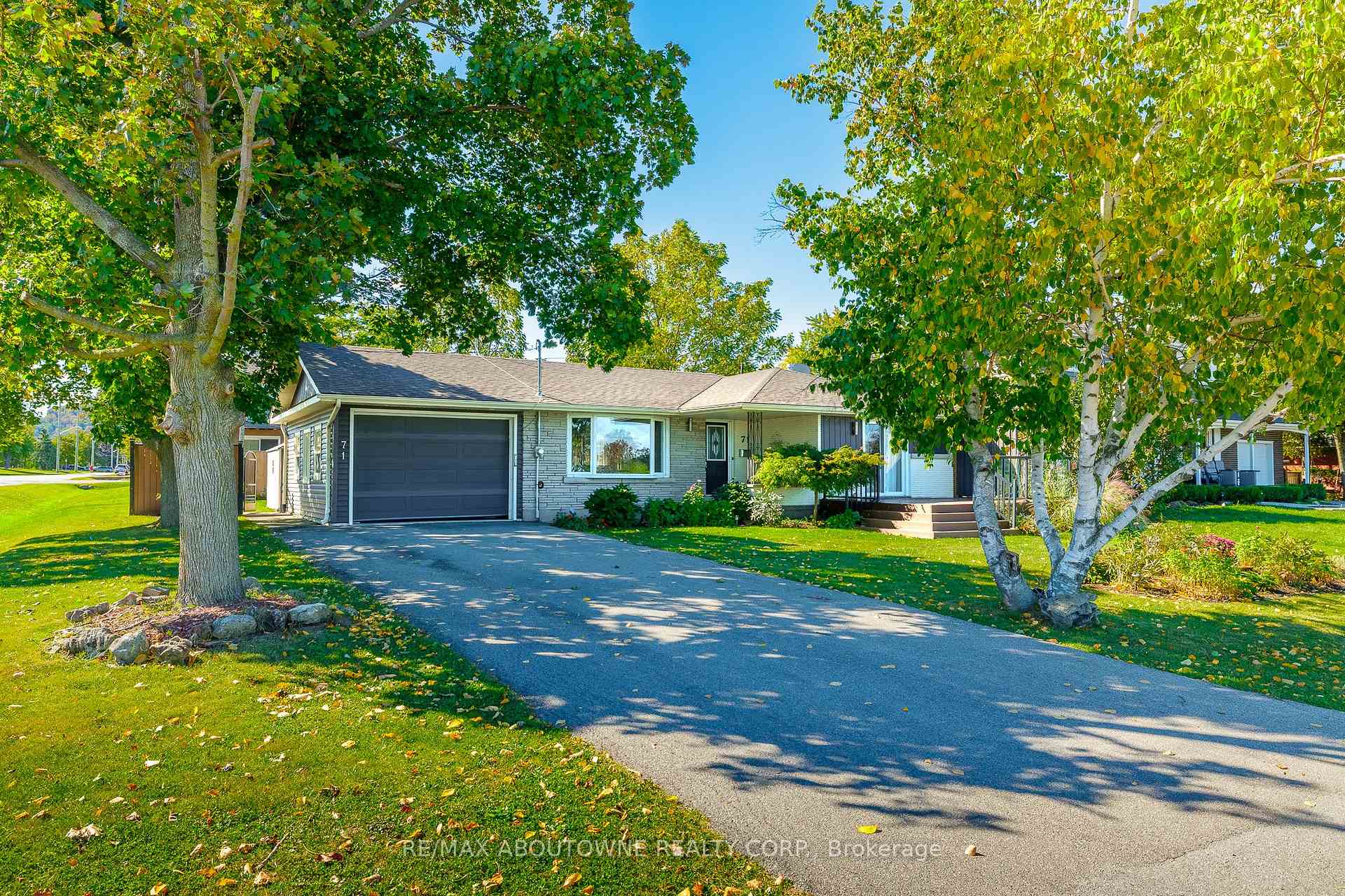 Lower - 71 Lakeside Drive, Grimsby 2