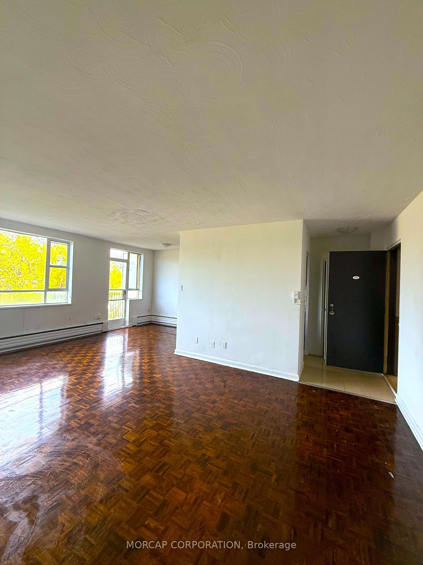 508 - 2895 Bathurst Street, Toronto 2