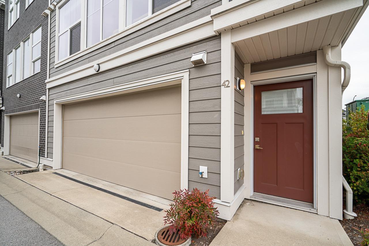 42 8372 202B STREET, Langley 2